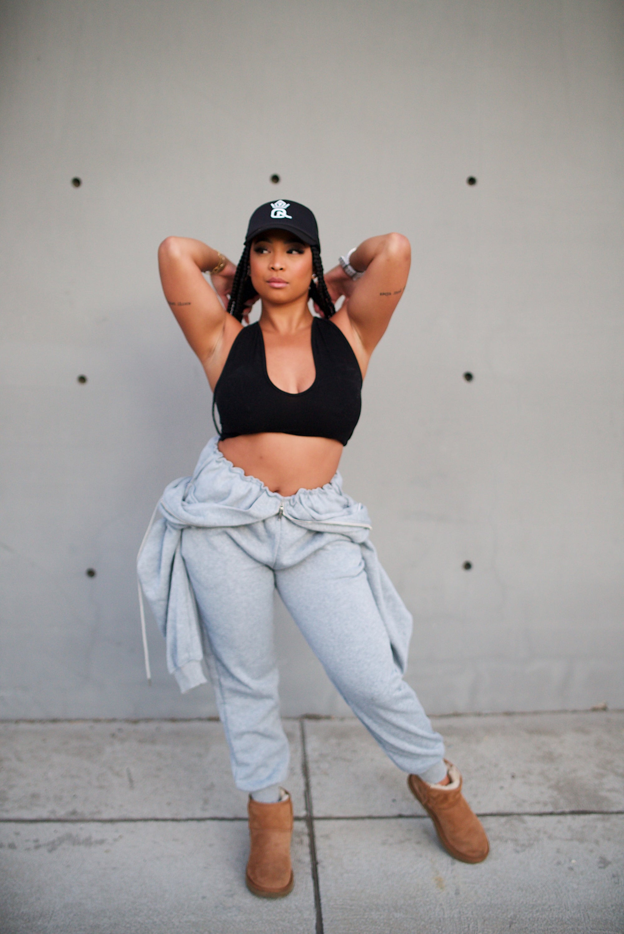 トップス NACHE HOODIE HALF JUMPSUIT / CHA Cozy Logo Sweat Jumpsuit - Queens N' Lettos