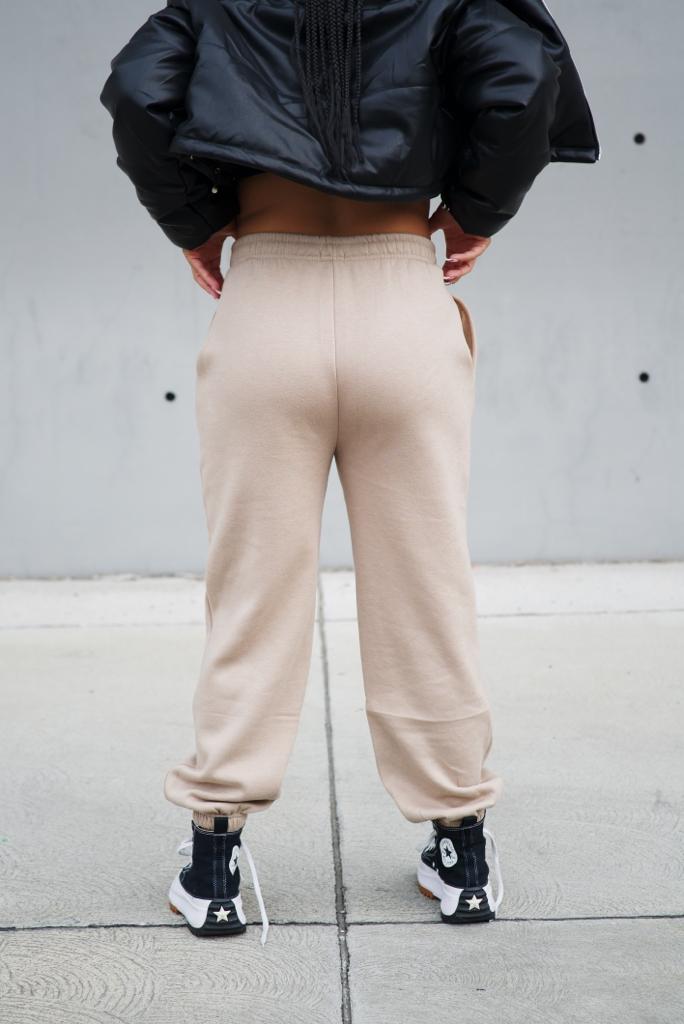 Cozy Logo Boyfriend Jogger